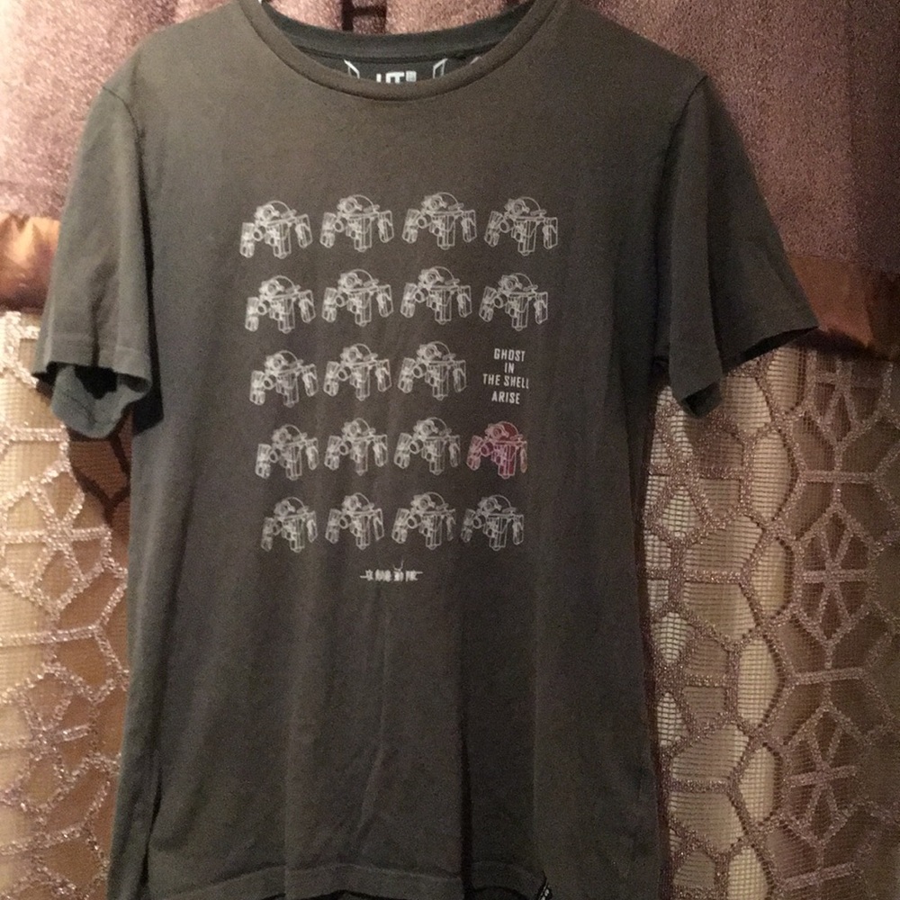 Uniqlo ghost in the shell tshirt